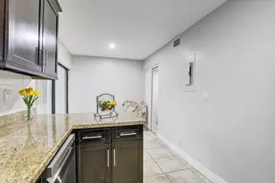 3930 SW 82nd Terrace, Davie, FL 33328 - Photo 18