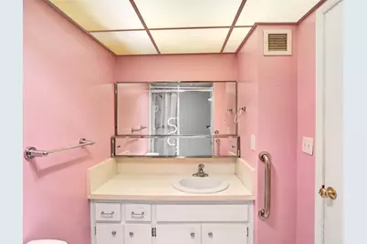 2500 NE 48 Lane #403, Fort Lauderdale, FL 33308 - Photo 10