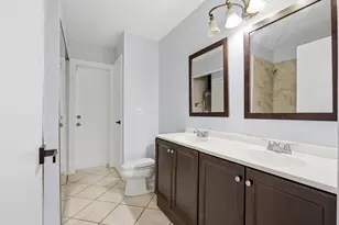 2702 NW 98th Way, Coral Springs, FL 33065 - Photo 16