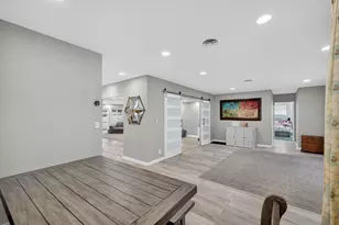 1570 NE 30th Pl, Oakland Park, FL 33334 - Photo 10