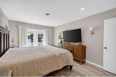 1570 NE 30th Place, Oakland Park, FL 33334 - Photo 28