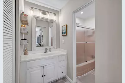 1570 NE 30th Place, Oakland Park, FL 33334 - Photo 30