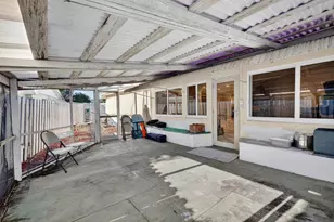 1570 NE 30th Pl, Oakland Park, FL 33334 - Photo 54