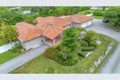 9980 SW 83rd Avenue, Miami, FL 33156 - Photo 2