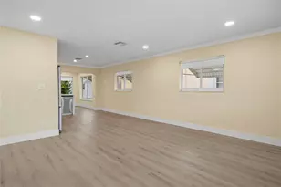 4514 NW 49th Dr, Tamarac, FL 33319 - Photo 8