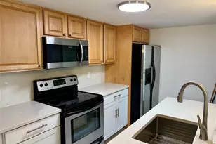 2840 NE 33rd Ct, Fort Lauderdale, FL 33306 - Photo 6