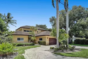 2484 SE 12th St, Pompano Beach, FL 33062 - Photo 1