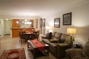 2851 Somerset Dr, Lauderdale Lakes, FL 33311 - Photo 10