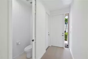 760 Seaview Dr, Juno Beach, FL 33408 - Photo 24