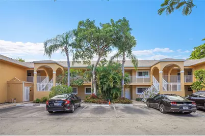 441 SE 10th Street #D206, Dania Beach, FL 33004 - Photo 4