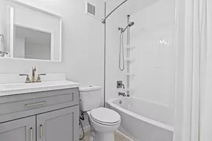 4722 Lago Vista Dr, Coconut Creek, FL 33073 - Photo 12