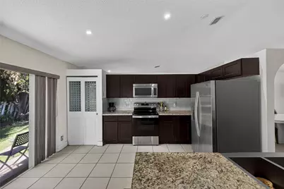 9532 NW 9th Court, Plantation, FL 33324 - Photo 16