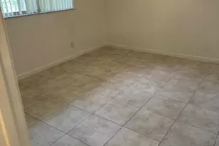 7831 N Colony Cir, Tamarac, FL 33321 - Photo 6