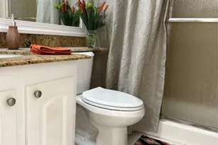 2901 NW 48th Ave, Lauderdale Lakes, FL 33313 - Photo 16