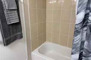 2901 NW 48th Ave, Lauderdale Lakes, FL 33313 - Photo 18