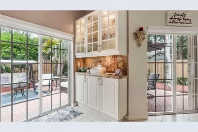 9801 NW 5th Court, Plantation, FL 33324 - Photo 10