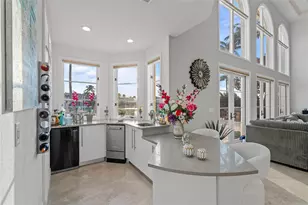 2833 NE 32nd St, Lighthouse Point, FL 33064 - Photo 18