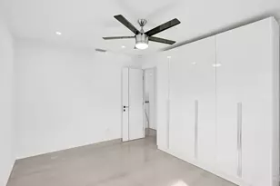 4530 SW 34th Dr, Dania Beach, FL 33312 - Photo 4