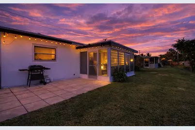 4804 NW 27th Terrace, Tamarac, FL 33309 - Photo 2
