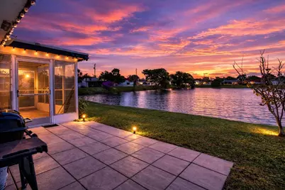 4804 NW 27th Terrace, Tamarac, FL 33309 - Photo 2