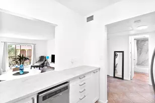 251 S Cypress Rd, Pompano Beach, FL 33060 - Photo 10