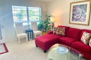 40 Keswick B, Deerfield Beach, FL 33442 - Photo 2