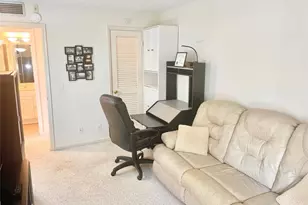 40 Keswick B, Deerfield Beach, FL 33442 - Photo 16