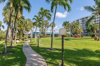 2731 NE 14th Street Causeway #110, Pompano Beach, FL 33062 - Photo 40