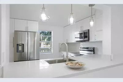 401 SE 3rd Street #308, Dania Beach, FL 33004 - Photo 2