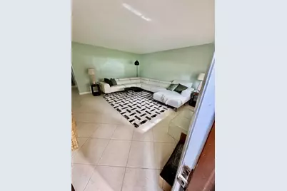 7322 Ashmont Circle #7322, Tamarac, FL 33321 - Photo 2