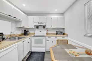 2800 Somerset Dr, Lauderdale Lakes, FL 33311 - Photo 12