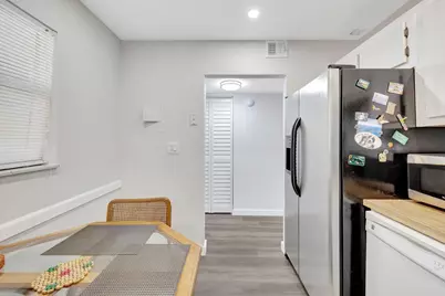 2800 Somerset Drive #218j, Lauderdale Lakes, FL 33311 - Photo 14