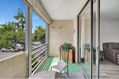 2800 Somerset Drive #218j, Lauderdale Lakes, FL 33311 - Photo 24