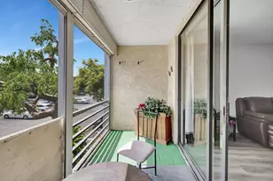 2800 Somerset Dr, Lauderdale Lakes, FL 33311 - Photo 24