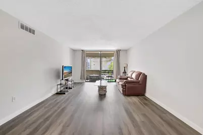 2800 Somerset Drive #218j, Lauderdale Lakes, FL 33311 - Photo 10