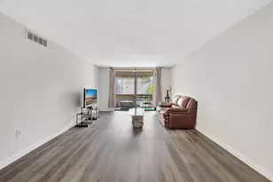 2800 Somerset Dr, Lauderdale Lakes, FL 33311 - Photo 10