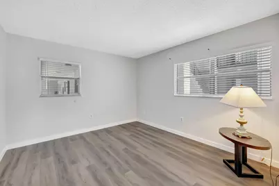 2800 Somerset Drive #218j, Lauderdale Lakes, FL 33311 - Photo 16