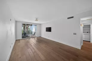 2421 NE 65th St, Fort Lauderdale, FL 33308 - Photo 16