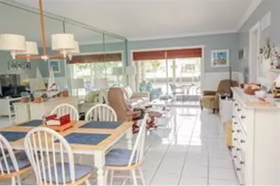 298 SE 6th Avenue #9, Pompano Beach, FL 33060 - Photo 2