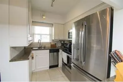 298 SE 6th Avenue #9, Pompano Beach, FL 33060 - Photo 6