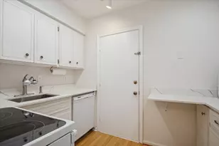 2221 NE 68th St, Fort Lauderdale, FL 33308 - Photo 8