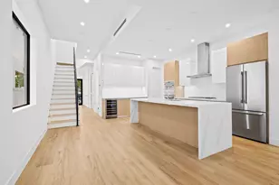 812 SE 12th St, Fort Lauderdale, FL 33316 - Photo 16