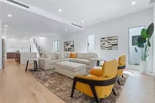 812 SE 12th St, Fort Lauderdale, FL 33316 - Photo 6