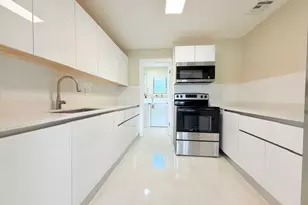 53 NE 16th Pl, Fort Lauderdale, FL 33305 - Photo 2