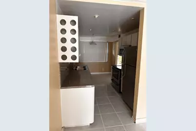 8450 Lagos De Campo Boulevard #105, Tamarac, FL 33321 - Photo 2