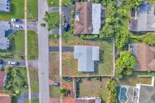 4911 NW 16th St, Lauderhill, FL 33313 - Photo 42