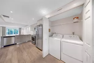 800 E Cypress Ln, Pompano Beach, FL 33069 - Photo 6