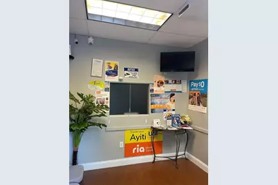 4855 W Hillsboro B-1, Coconut Creek, FL 33073 - Photo 4