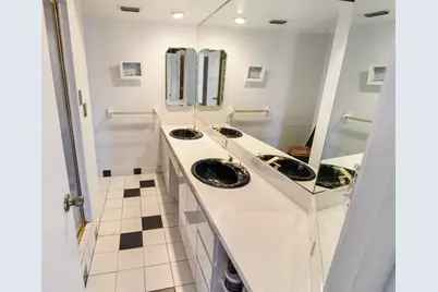 2625 E Gulfstream Lane, Fort Lauderdale, FL 33312 - Photo 20