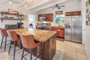 2625 E Gulfstream Ln, Fort Lauderdale, FL 33312 - Photo 4